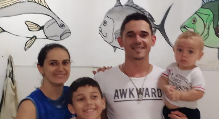 Pyetro estava em casa brincando com o irmão mais velho quando começou a ficar sem ar. Ele foi levado para o Posto de Polícia de Manguinhos, onde foi socorrido por um militar.
