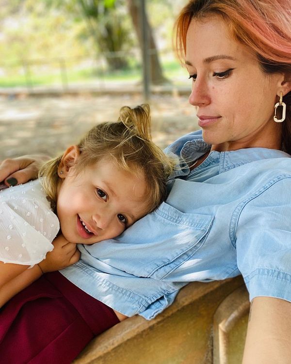 Juliana Didone revela que sofreu complicações no parto da filha