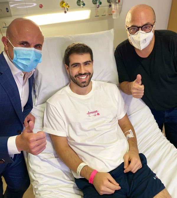  Juliano Laham comemora recuperação após cirurgia de retirada de tumor