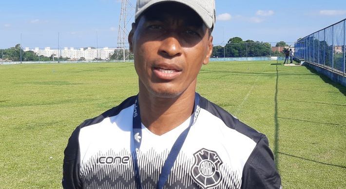 O novo grupo investidor alvinegro optou pela troca no comando técnico. Por isso, Gilberto Pereira deixou o clube