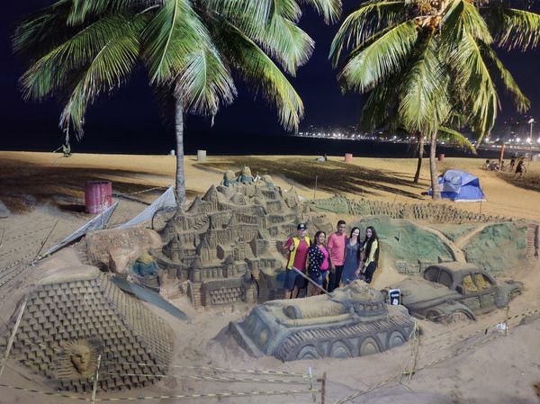 O trabalho de Marcos é feito na areia das praias e chama a atenção dos frequentadores por Arquivo pessoal