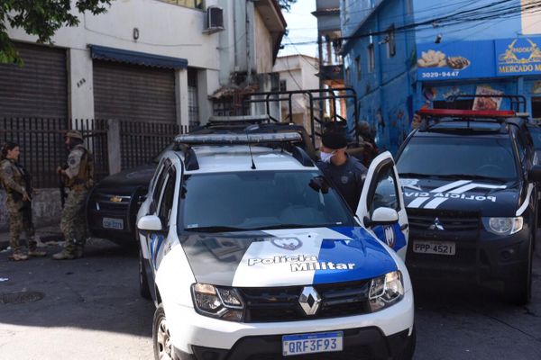 Polícia faz operação no Bairro da Penha, em Vitória, nesta terça-feira (27) por Vitor Jubini