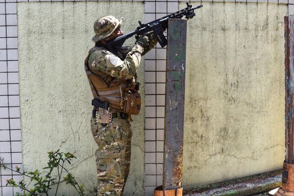 Polícia faz operação no Bairro da Penha, em Vitória, nesta terça-feira (27) por Vitor Jubini