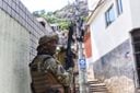 Polícia faz operação no Bairro da Penha, em Vitória, nesta terça-feira (27)(Vitor Jubini)