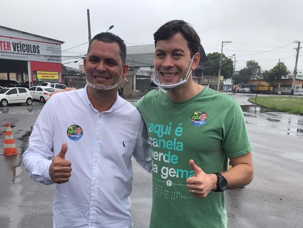 O prefeito de Viana, Gilson Daniel (Podemos) e o candidato a prefeito de Vila Velha Arnaldinho Borgo (Podemos) por Reprodução/Redes Sociais