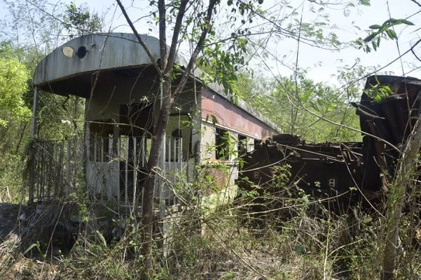 Cemitério de vagões da Vale por Ricardo Medeiros