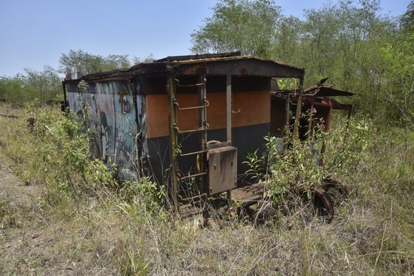 Cemitério de vagões da Vale por Ricardo Medeiros