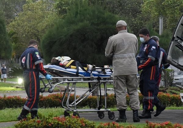 Aeronave da Polícia Militar resgata jovem acidentada em Itaguaçu por Carlos Alberto Silva