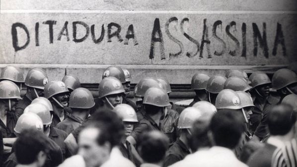 Livro “Memorial Poético dos Anos de Chumbo: Uma Antologia”, que terá lançamento dia 19 de junho, em Vitória, reúne seleção de 200 poemas que retratam o enfrentamento da ditadura militar no Brasil, no período entre 1964 e 1985