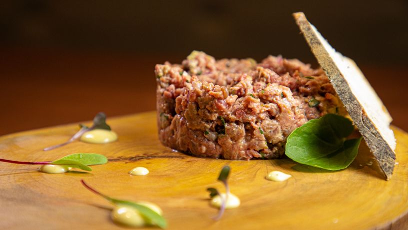 Carne de Onça do bar e restaurante Dona Raposa, em Jardim da Penha