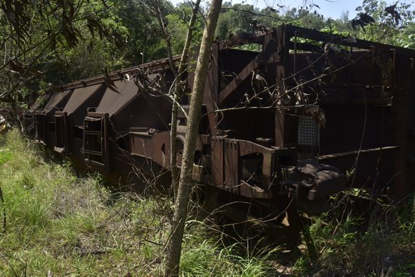 Cemitério de vagões da Vale por Ricardo Medeiros