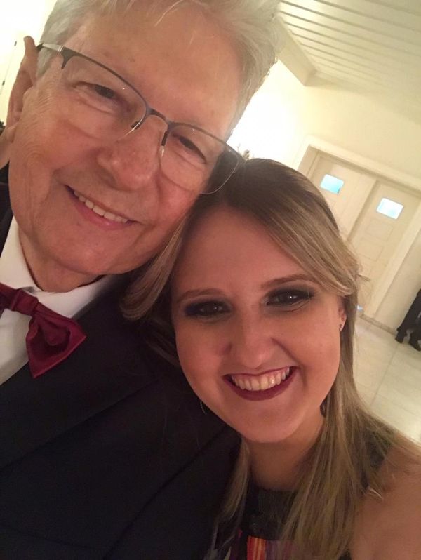 Raimundo do Carmo e Janice Demuner Magalhães: pai e filha. Ele morreu de Covid-19