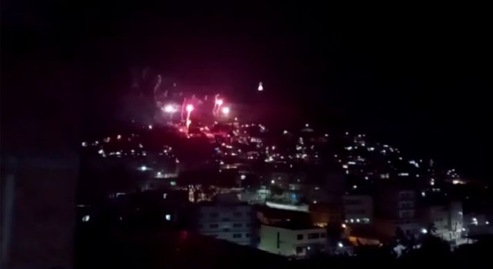Alguns pontos da queima de fogos foram na região do Bairro da Penha e eles foram observados de diversos bairros da Capital na noite desta segunda-feira (2)