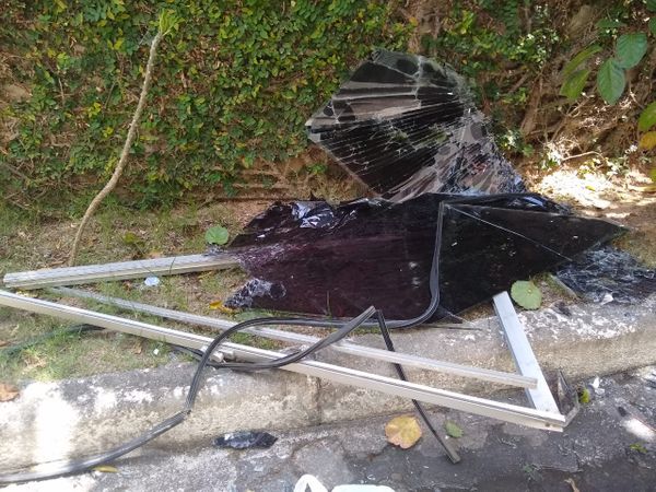 Imagens mostram a destruição causada pela explosão e pelo incêndio nos apartamentos de um condomínio de Jardim Camburi por Mônica Moreira Negga