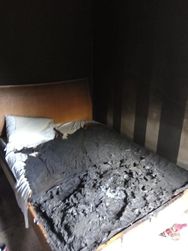 Jovem surta e coloca fogo em casa com a mãe dormindo em Marataízes por Internauta