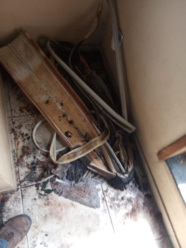 Jovem surta e coloca fogo em casa com a mãe dormindo em Marataízes por Internauta