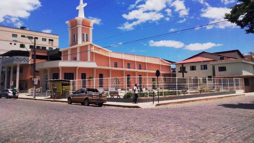 Igreja matriz de Alfredo Chaves: poucos casamentos