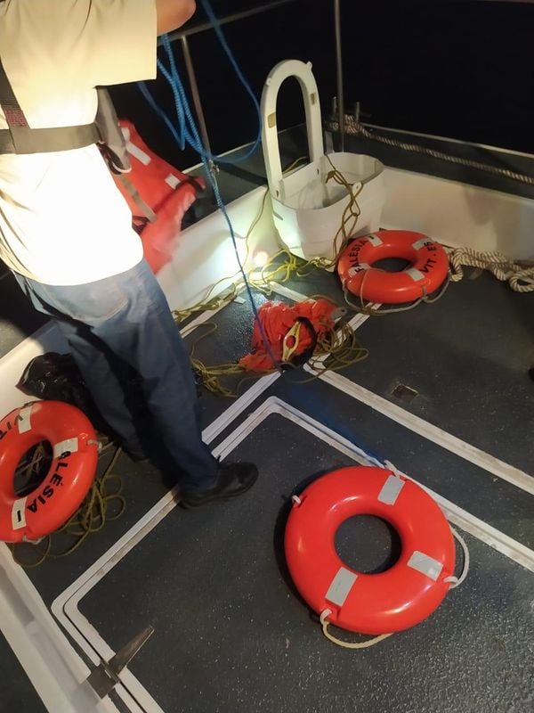 Eric Barcelos desapareceu após rebocador afundar em Guarapari. Outros dois tripulantes foram resgatados por Divulgação