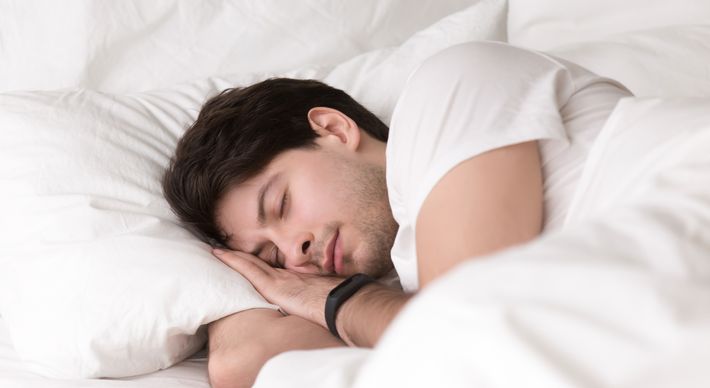 Existe um conjunto de hábitos que contribuem para o cuidado dirigido a nós mesmos, a fim de preservar a saúde. E quando conseguimos combiná-los somos capazes de diminuir os riscos de desenvolver doenças e ter boa qualidade de vida