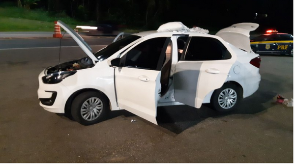 Carro foi roubado no município de Serra/ES