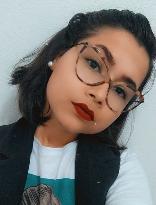 Fabiana de Assis, revendedora da Jaklayne Joias