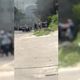 Imagem - Kombi pega fogo na Avenida Carlos Lindenberg, em Vila Velha