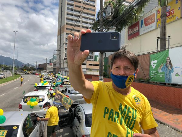 Capitão Assumção (Patriota) fez concentração em Jardim Camburi para carreata pela cidade por Divulgação