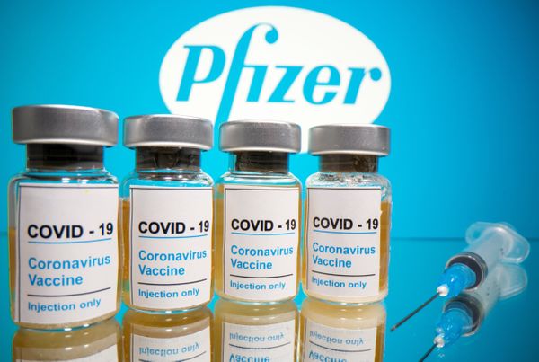 Pfizer anunciou que a vacina experimental é mais de 90% eficaz na prevenção à Covid-19