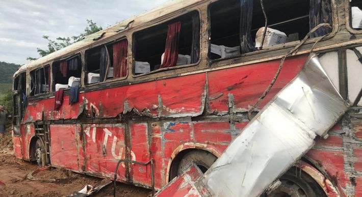 Em 22 de novembro de 2018, batida com ônibus de estudantes tirou a vida de duas universitárias e deixou outras dezenas de passageiros feridos
