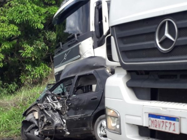 Acidente na BR 101  por Leitor/A Gazeta 