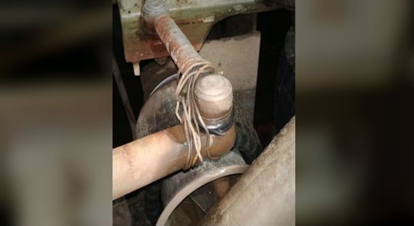 Peça amarrada com arame foi vista no ônibus