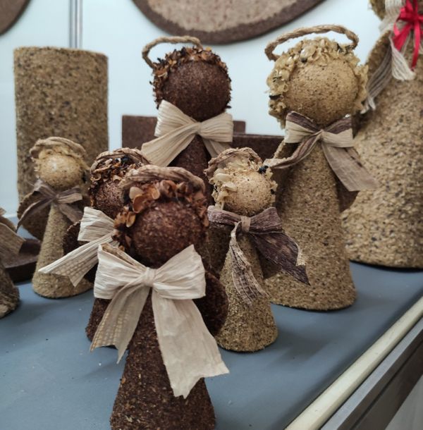 Produtos artesanais disponíveis na ArteSanto, feira de artesanato capixaba.  por Divulgação ArteSanto