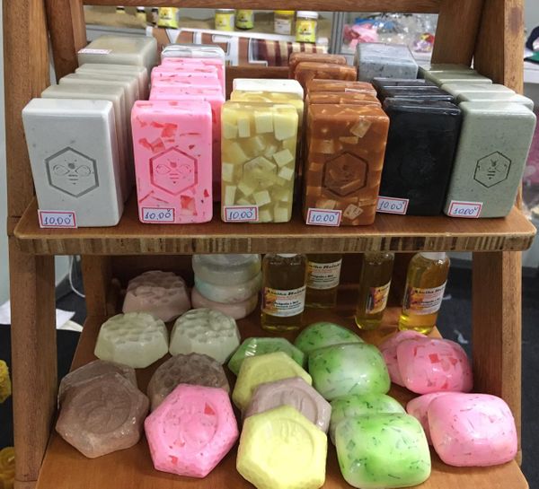 Produtos artesanais disponíveis na ArteSanto, feira de artesanato capixaba.  por Divulgação ArteSanto