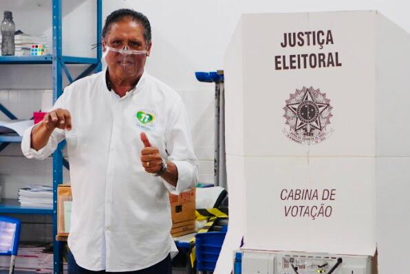 Dr. Helcio (PP), candidato à prefeitura de cariacica por Divulgação / Dr 