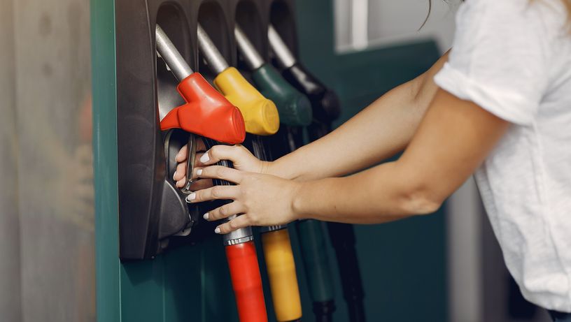 Etanol polui menos que gasolina, mas cadeia produtiva não é eficiente