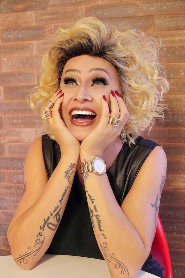 A artista Nany People