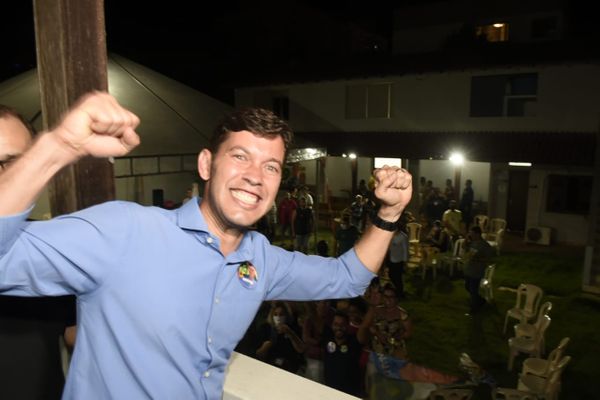 Arnaldinho Borgo é mais votado em Vila Velha e vai ao segundo turno