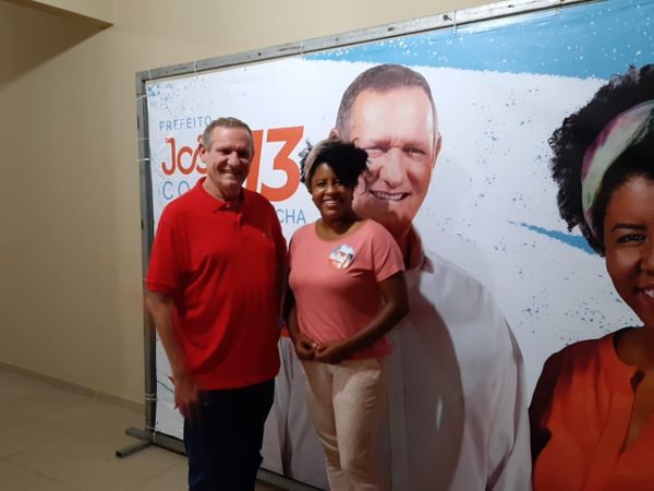 João Coser e Jackeline Rocha, sua vice, comemoram participação do ex-prefeito na disputa no segundo turno