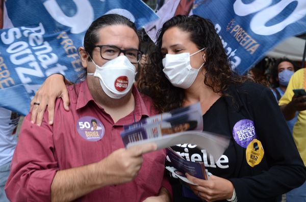 Vereador vencedor no Rio Tarcisio Mota, e a viúva da vereadora assinada Mariele Franco a candidata eleita Monica Benício 