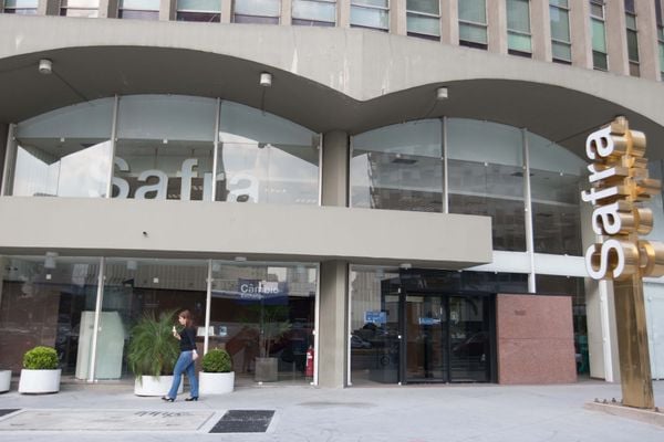  Fachada da banco Safra, em São Paulo