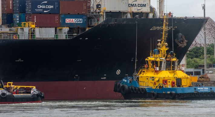 BR Distribuidora passou a fornecer óleo marítimo para o Porto de Vitória com balsas-tanque. Expansão soma-se a outras medidas que podem beneficiar o Estado, como a redução do ICMS para combustível de navio, que tramita na Assembleia