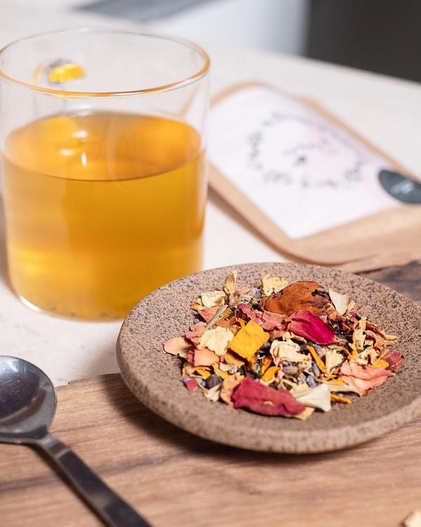 Chá artesanal da marca capixaba Pranai Chás