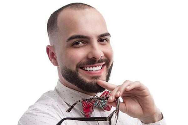 Ex-BBB Mahmoud faz sucesso na internet com dicas para melhorar o desempenho sexual.