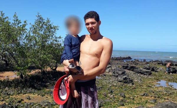 Emerson Arruda Vieira tem um filho de apenas três anos de idade. Crédito: Acervo pessoal