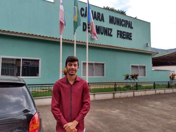 Caique de Souza vai assumir seu primeiro mandato na Câmara de Muniz Freire aos 20 anos