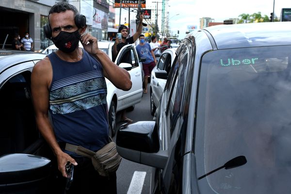Motoristas de aplicativo fazem protesto pelas ruas de Vitória  por Fernando Madeira 