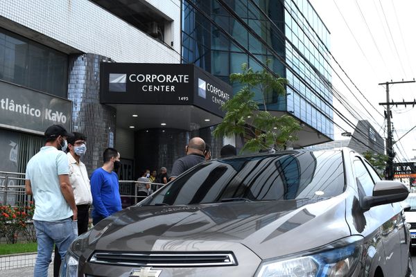 Motoristas de aplicativo fazem protesto pelas ruas de Vitória  por Fernando Madeira 