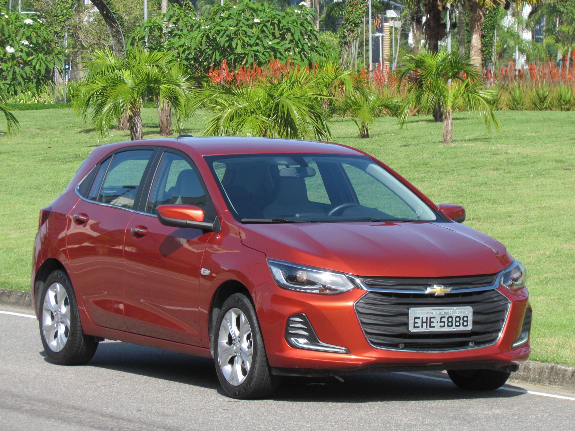 A Gazeta  Chevrolet Onix é o carro mais vendido no país pelo 6° ano