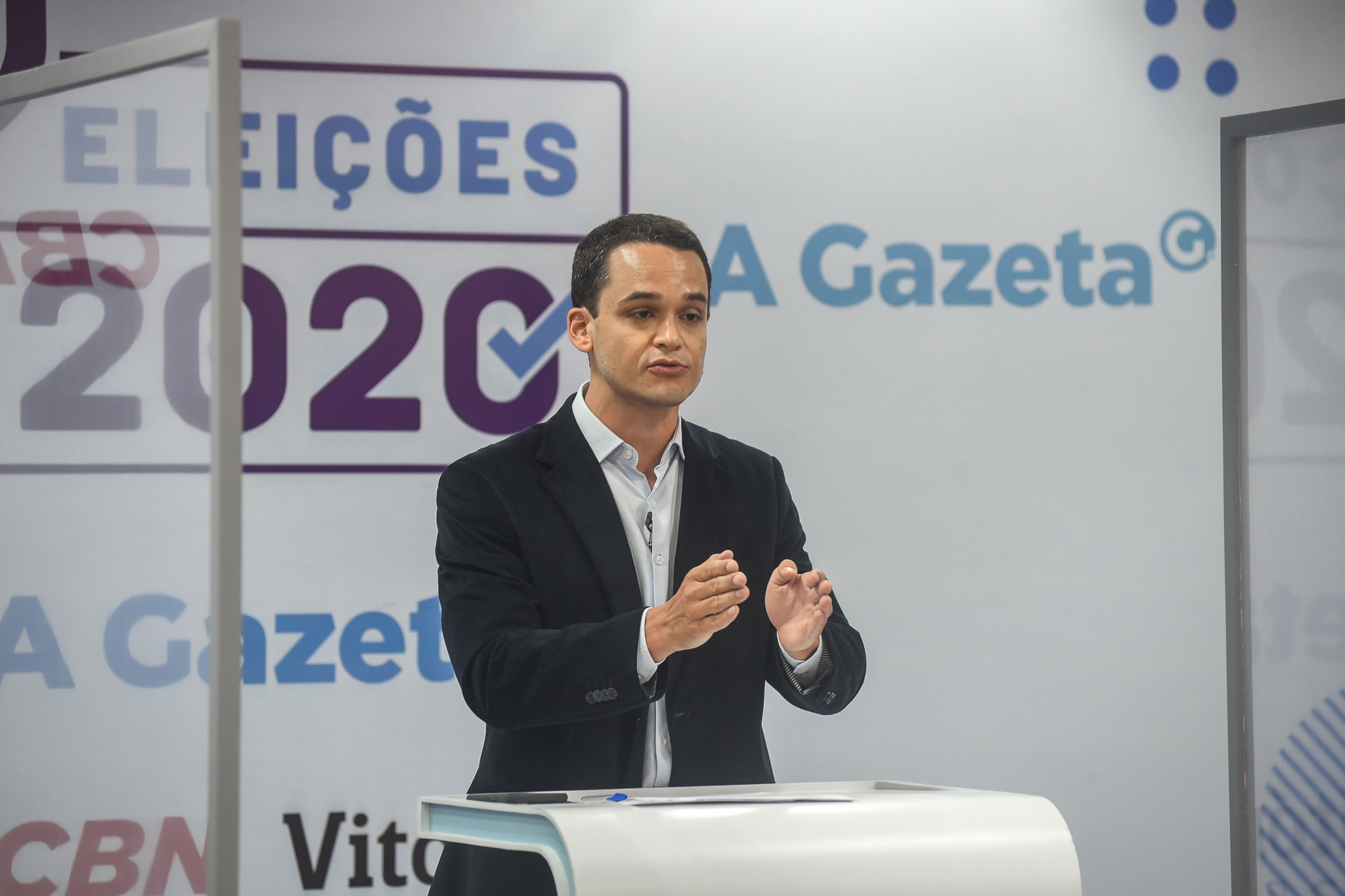 Delegado Pazolini, candidato a prefeito de Vitória pelo Republicanos durante debate promovido pelo site A Gazeta e pela rádio CBN