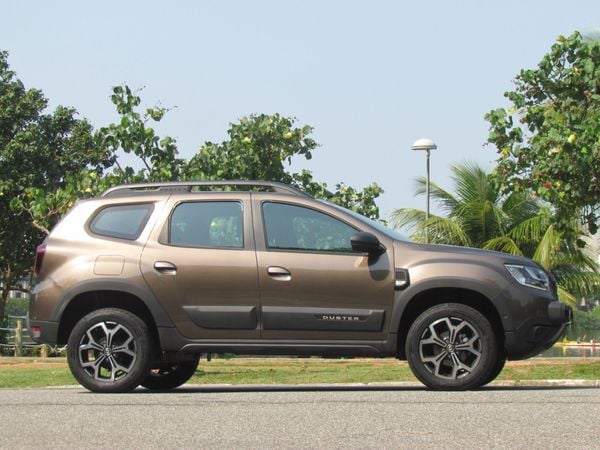 Renault Duster Iconic CVT X-Tronic